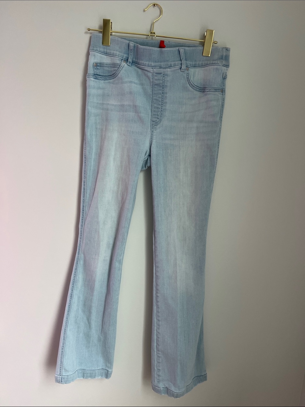 SPANX | Retro Light Wash Flare Pull-on Stretch Jeans Style #20348T Size Medium